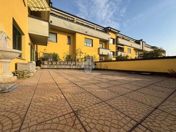 appartamento in affitto a Pizzighettone in zona Roggione