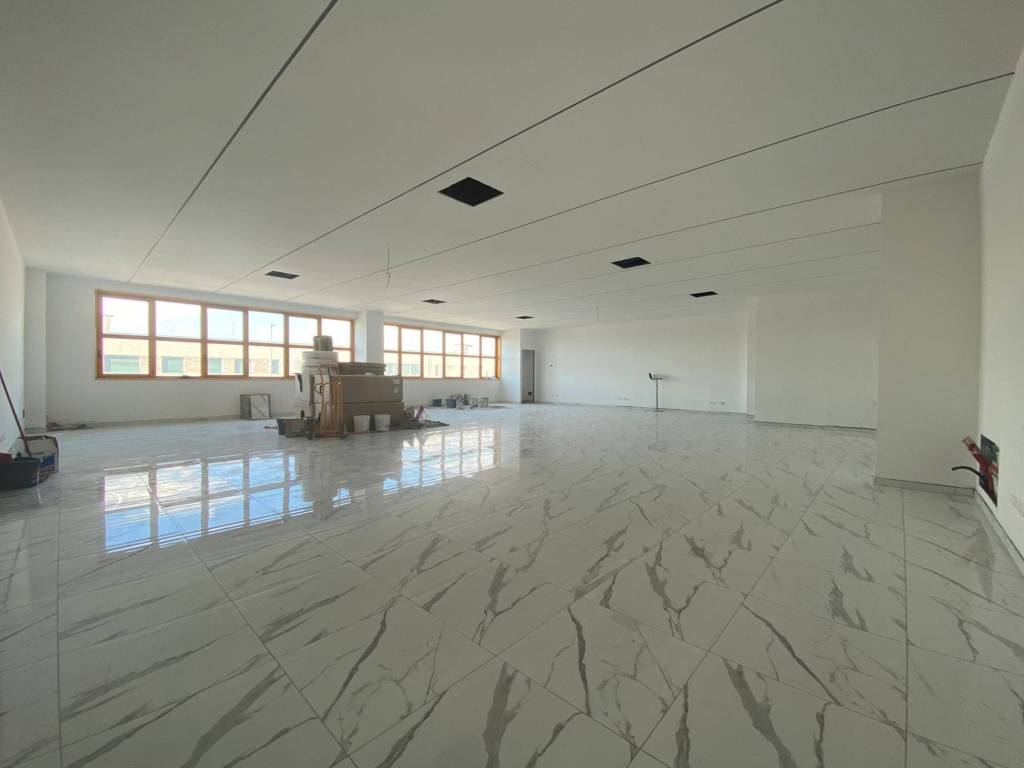 ufficio in affitto a Rivolta d'Adda