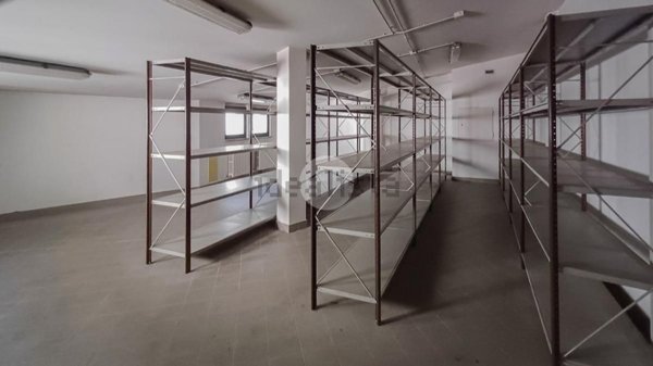 negozio in affitto a Rivolta d'Adda