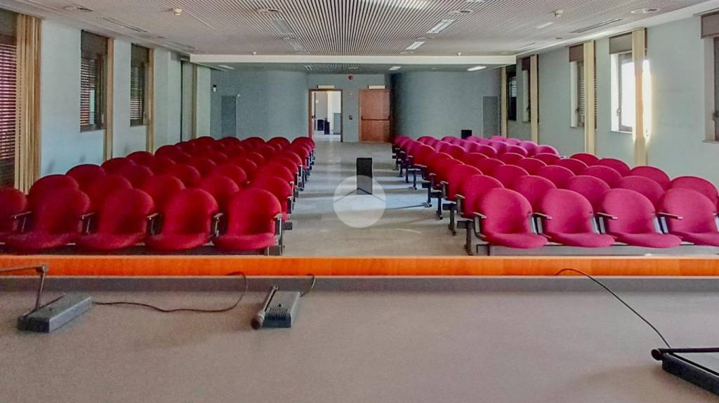 ufficio in affitto a Rivolta d'Adda