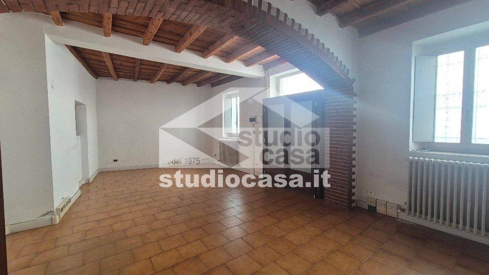 ufficio in affitto a Rivolta d'Adda