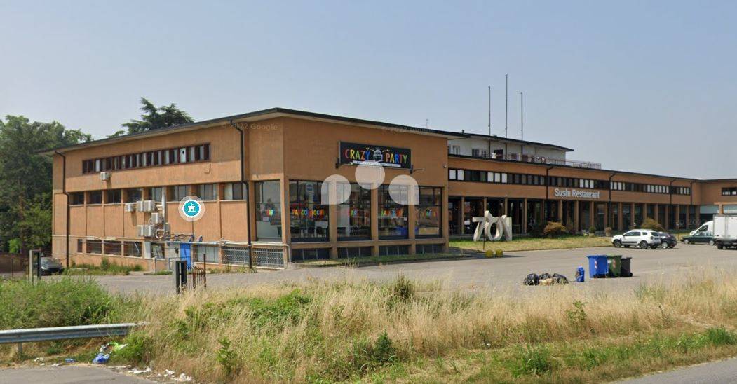locale commerciale in affitto a Spino d'Adda