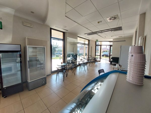 locale commerciale in affitto a Piossasco