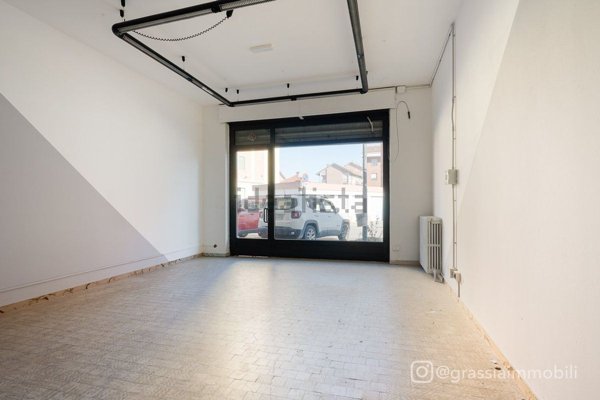 locale commerciale in affitto a Piossasco