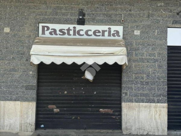 negozio in affitto a Piossasco