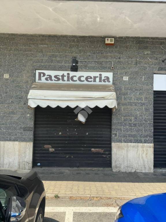 negozio in affitto a Piossasco