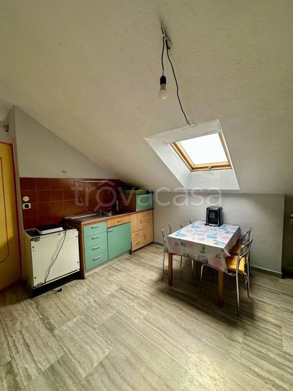 appartamento in affitto a Piossasco