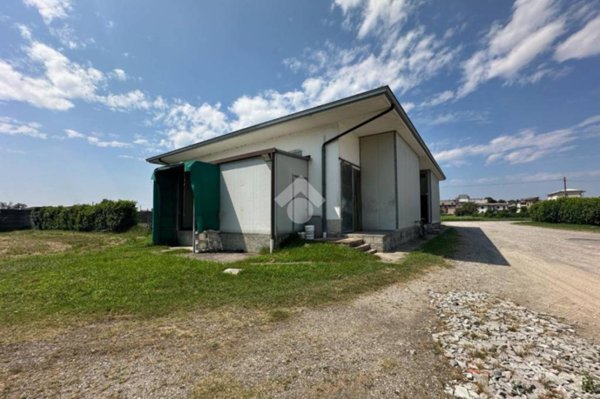 locale di sgombero in affitto a Vaiano Cremasco