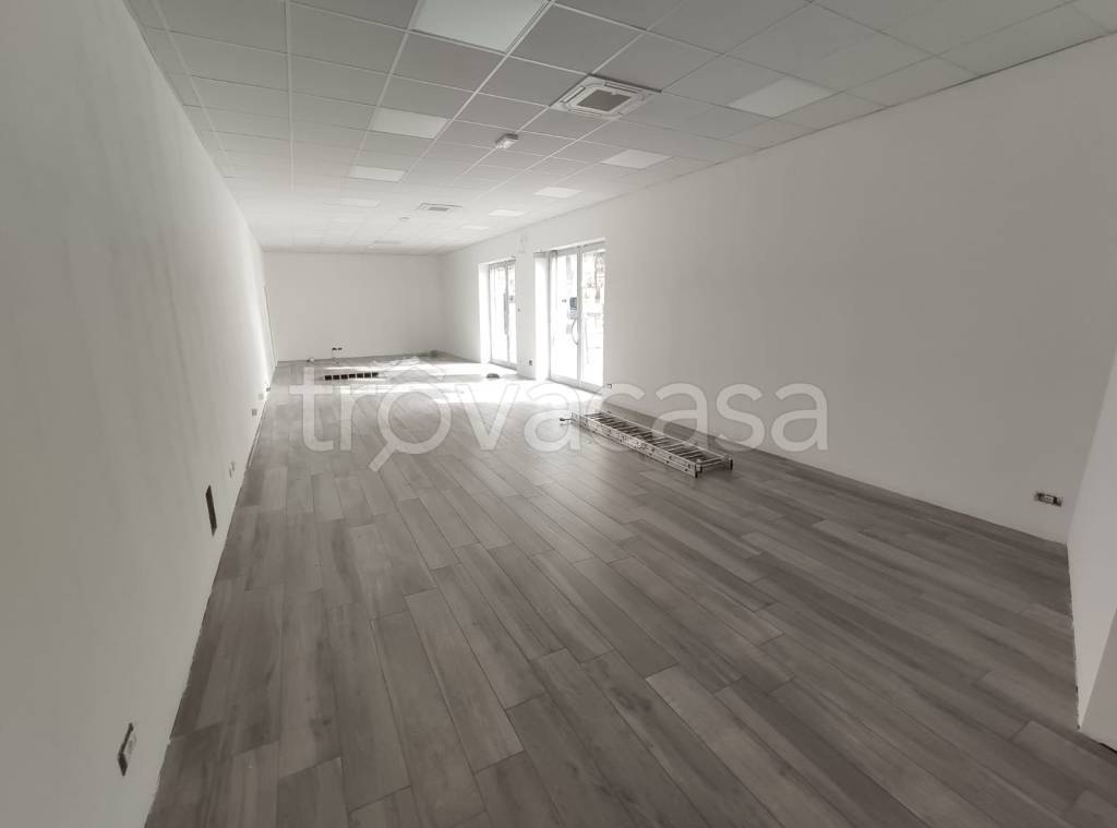 appartamento in affitto a Piscina