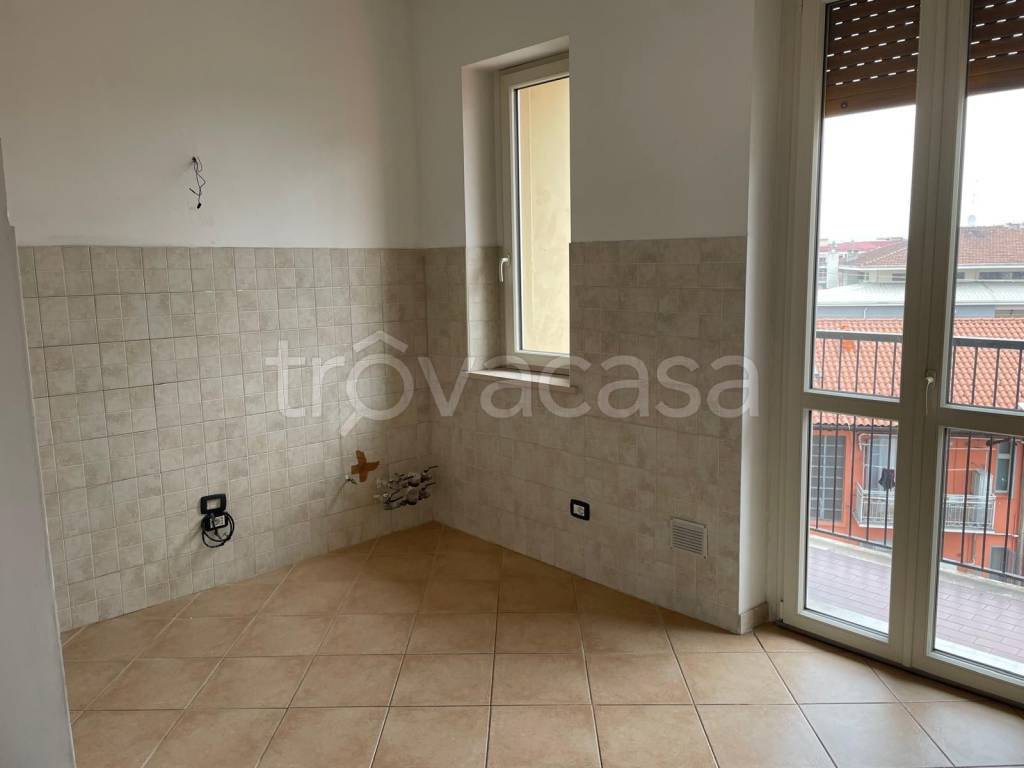 appartamento in affitto a Piscina