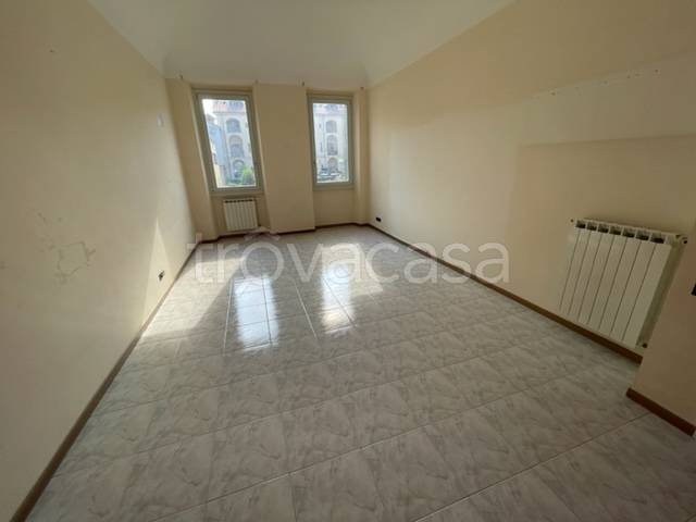 appartamento in affitto a Piscina