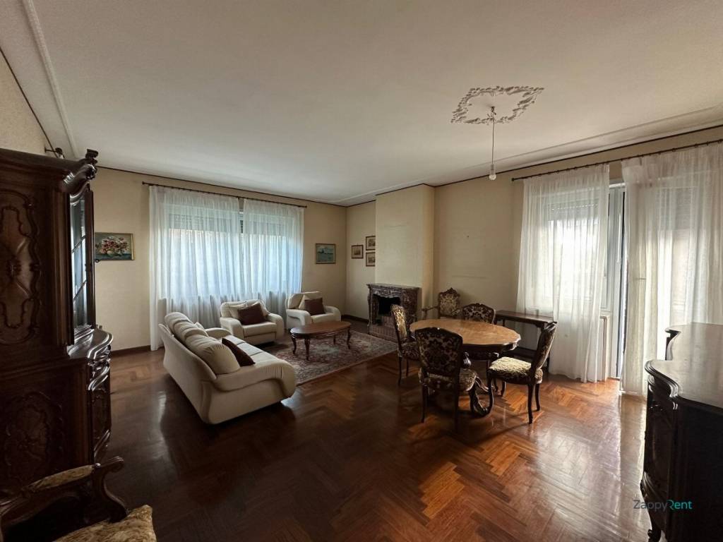 appartamento in affitto a Piscina