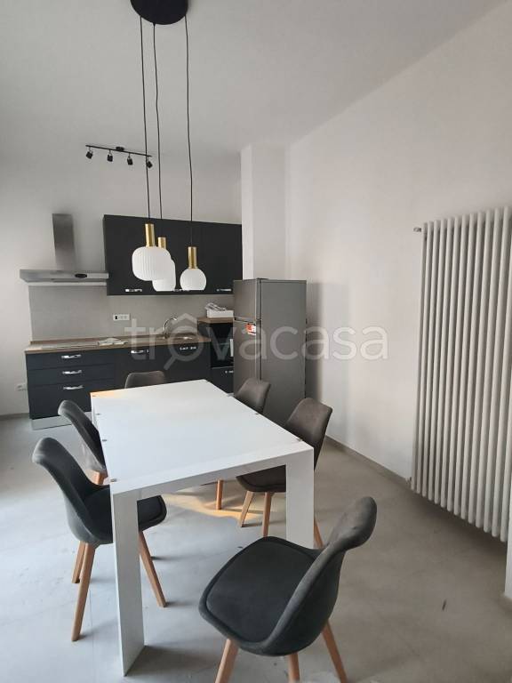 appartamento in affitto a Piscina