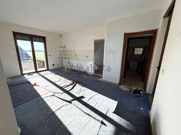 appartamento in affitto a Piscina