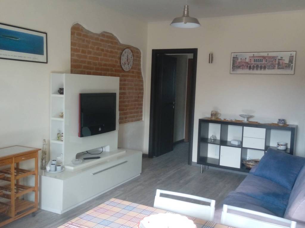 appartamento in affitto a Piscina