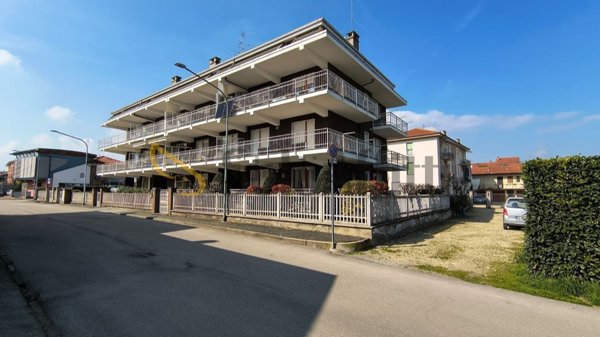 appartamento in affitto a Piscina