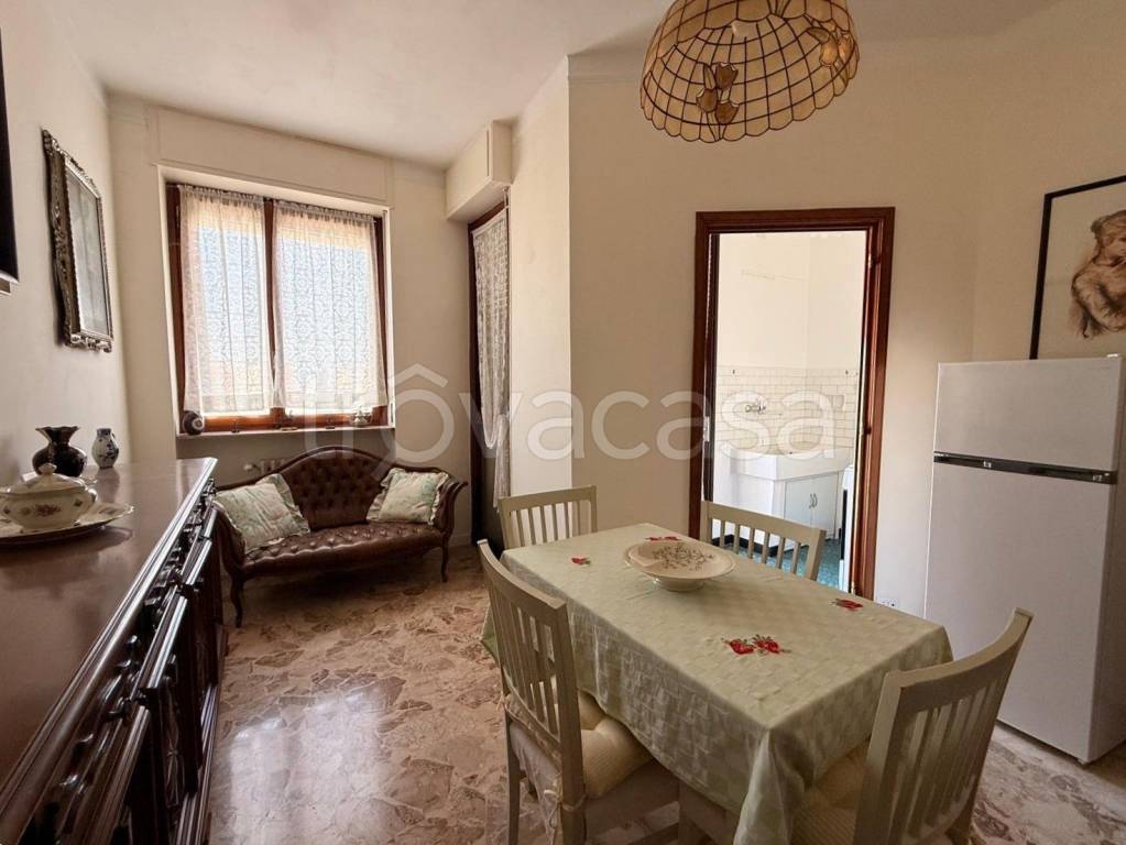 appartamento in affitto a Piscina