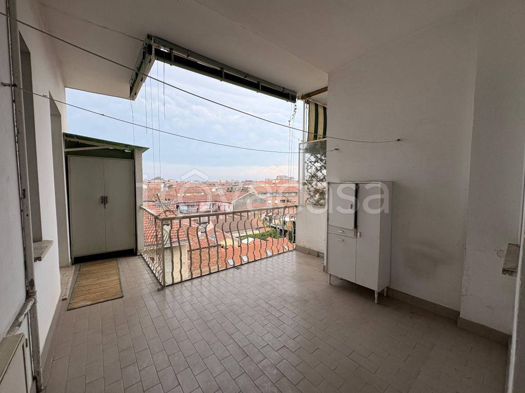 appartamento in affitto a Piscina