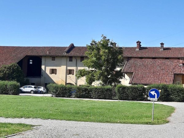 appartamento in affitto a Poirino in zona Banna