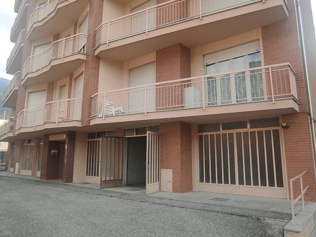 appartamento in affitto a Pont Canavese
