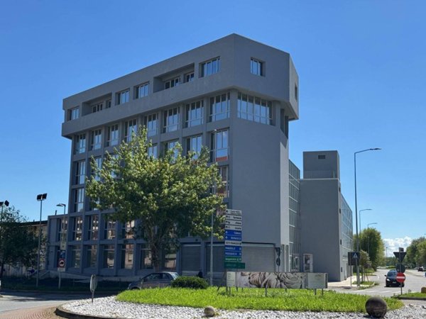 intera palazzina in affitto a Rivalta di Torino in zona Pasta