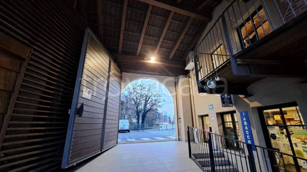 negozio in affitto a Rivalta di Torino