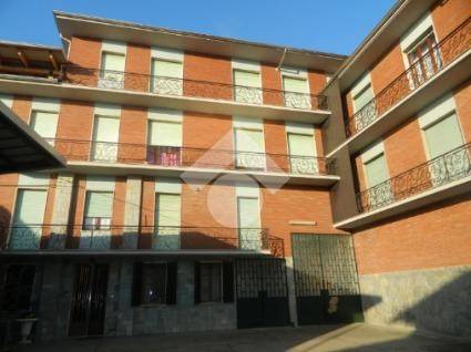appartamento in affitto a Riva presso Chieri in zona San Giovanni