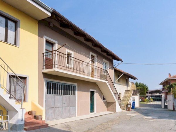 appartamento in affitto a Riva presso Chieri in zona San Giovanni