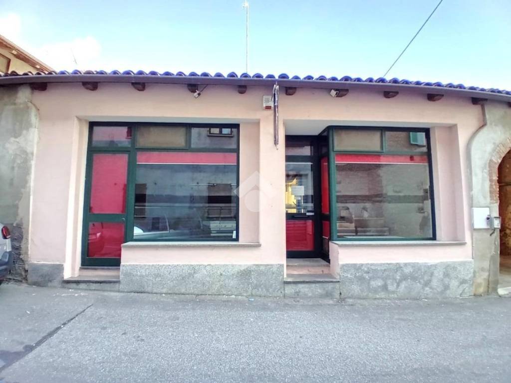 negozio in affitto a Rivara
