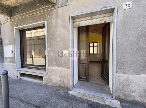 locale commerciale in affitto a Rivarolo Canavese