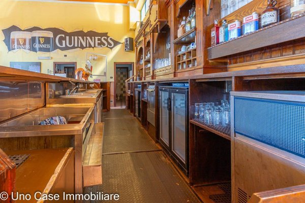 locale commerciale in affitto a Rivarolo Canavese