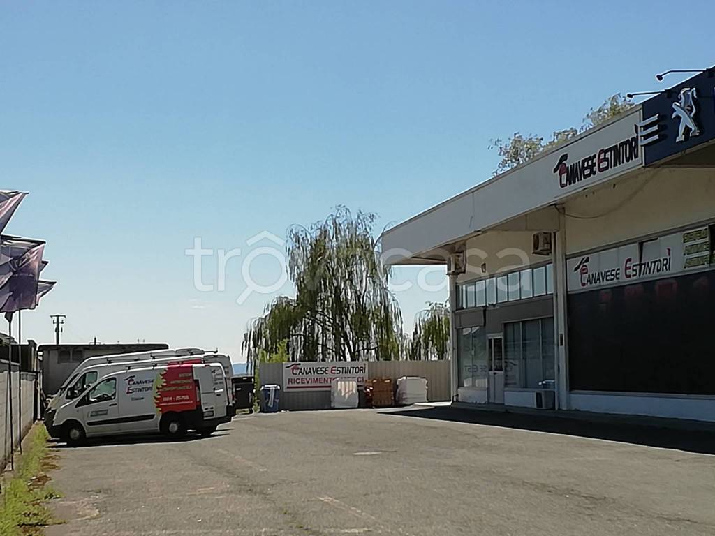 negozio in affitto a Rivarolo Canavese