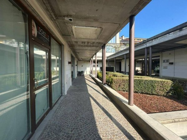 negozio in affitto a Rivarolo Canavese