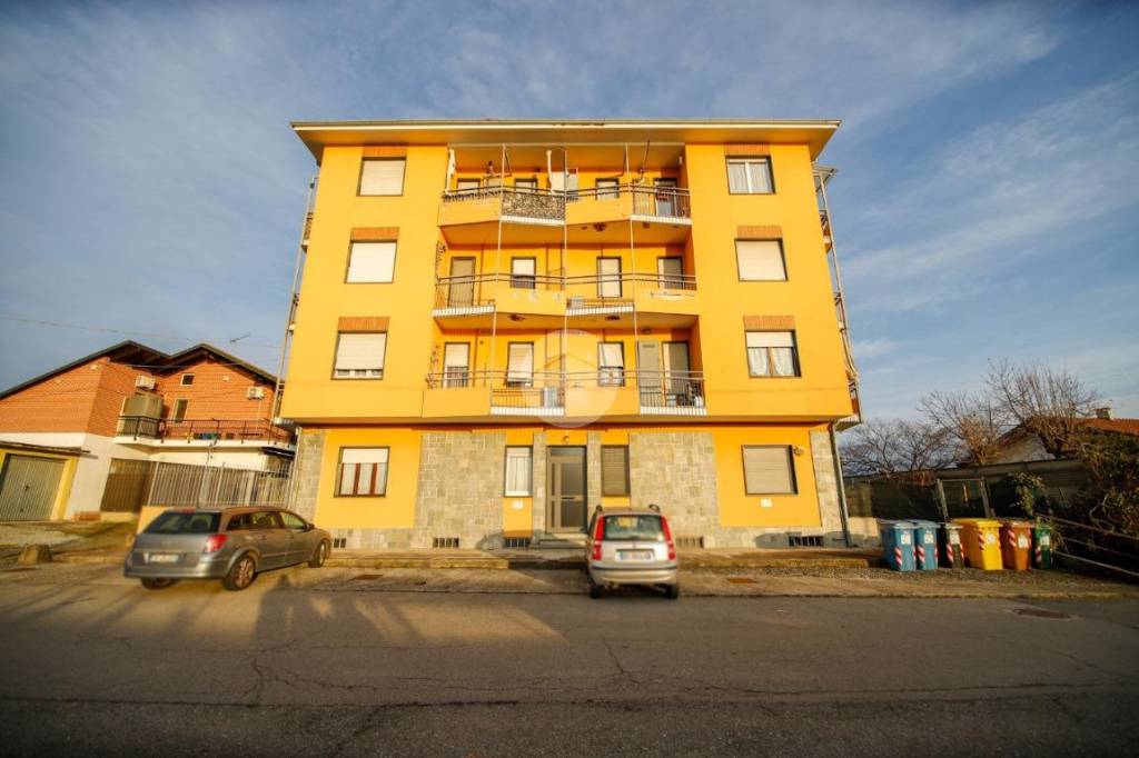 appartamento in affitto a Rivarolo Canavese in zona Pasquaro
