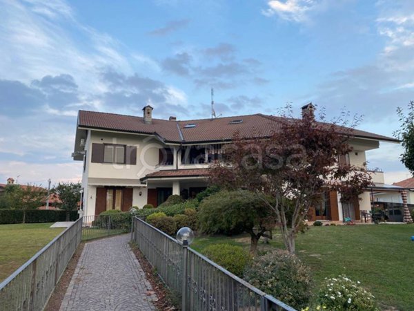 appartamento in affitto a Rivarolo Canavese in zona Pasquaro