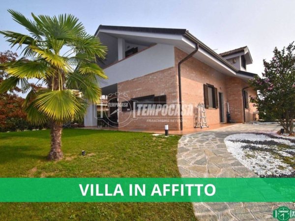 casa indipendente in affitto a Rivarossa