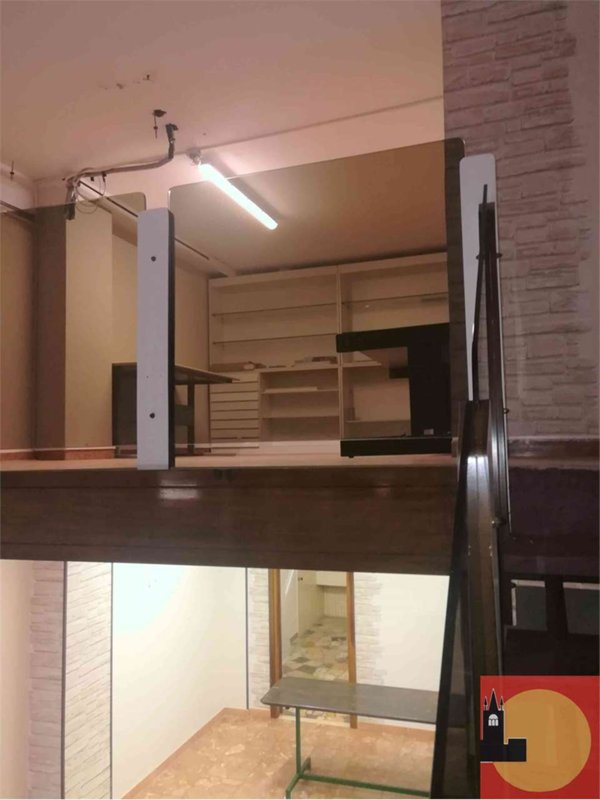 locale commerciale in affitto a Rivoli in zona Cascine Vica