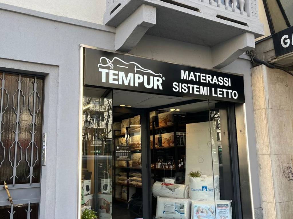 negozio in affitto a Rivoli