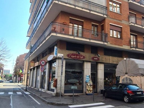 negozio in affitto a Rivoli