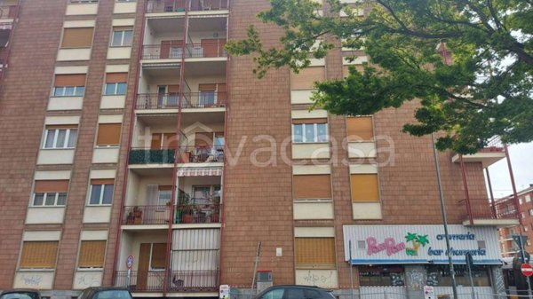 appartamento in affitto a Rivoli in zona Cascine Vica