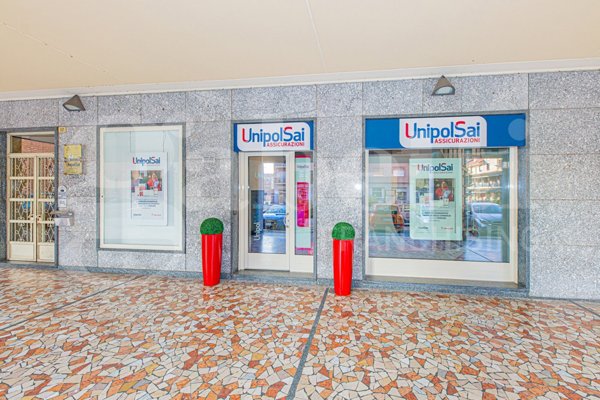 negozio in affitto a Rivoli