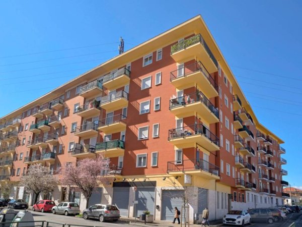 appartamento in affitto a Rivoli in zona Bruere