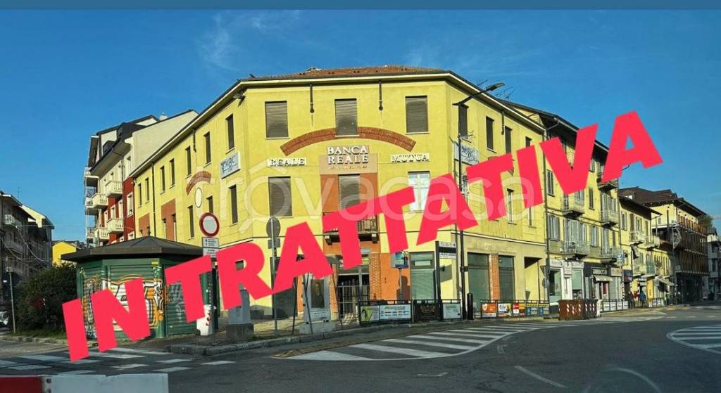 locale commerciale in affitto a Rivoli