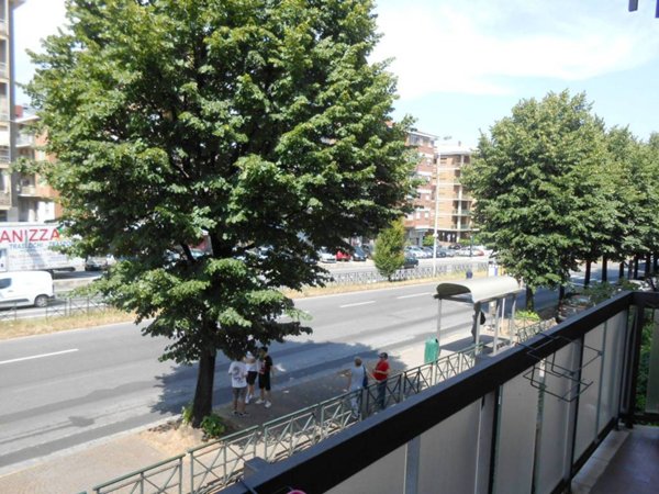 appartamento in affitto a Rivoli in zona Cascine Vica