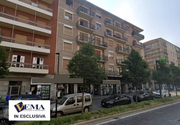 negozio in affitto a Rivoli