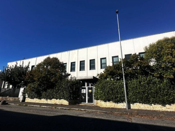 ufficio in affitto a Rivoli in zona Cascine Vica