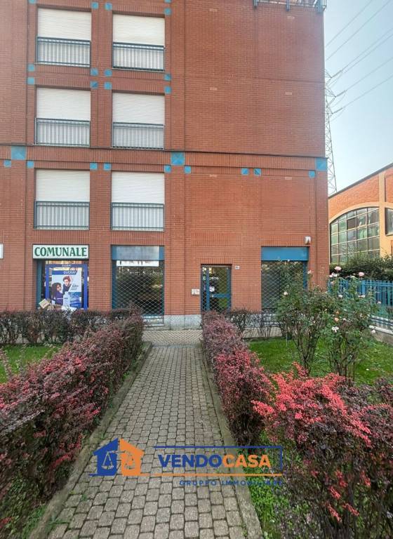 negozio in affitto a Rivoli