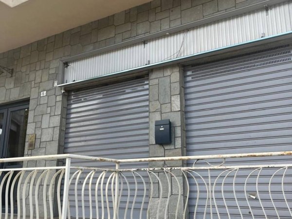 negozio in affitto a Rivoli