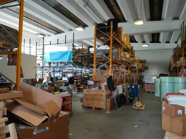 locale commerciale in affitto a Rivoli