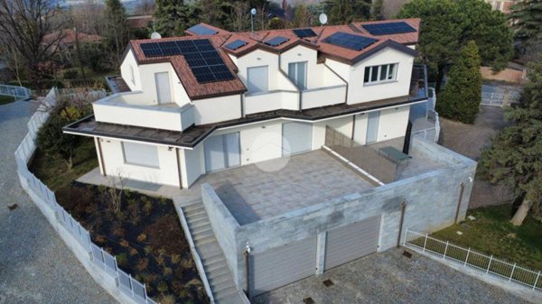 casa indipendente in affitto a Rivoli